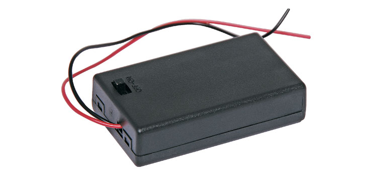 Battery Holder 3 x AAA With Switch